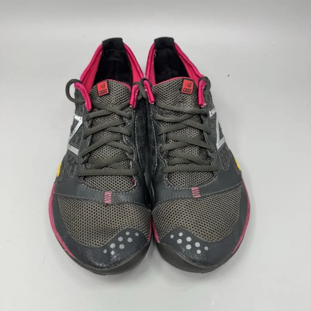New Balance Minimus Trail Running Shoes Vibram Gray Pink WT20GP Women's Size 9